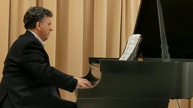 cbsn-fusion-pianists-play-ukrainian-pieces-to-raise-money-for-refugees-thumbnail-978845-640x360.jpg 