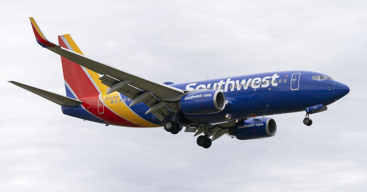 “Unruly” passenger forces Southwest flight to make emergency landing in Arkansas