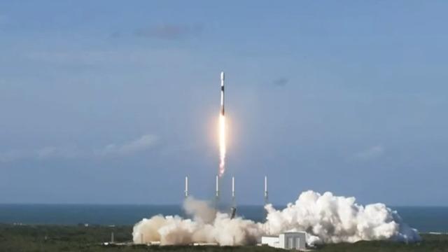 cbsn-fusion-spacex-launches-more-starlink-satellites-thumbnail-986168-640x360.jpg 