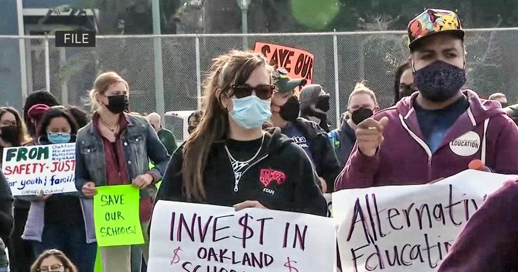 Oakland teachers stage one-day strike protesting school closures - CBS ...