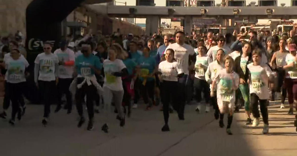 Runners, walkers show up in droves for Lincoln Tunnel 5K to benefit