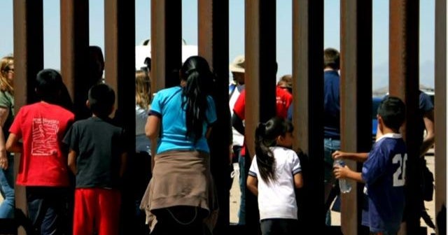 Deaths and injuries from falls at border wall on the rise CBS News