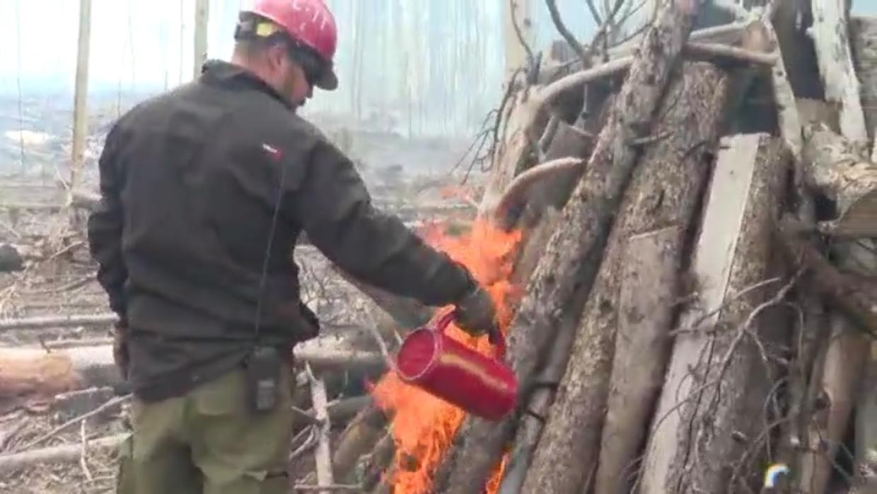 Forest Crews Take Advantage Of Wet Colorado Weather Conduct Pile Burns In Summit County Cbs