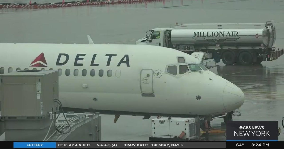 Officials reexamining future of Westchester County Airport CBS New York