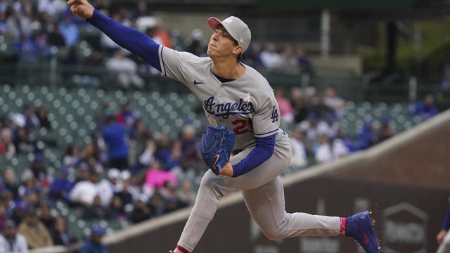 Los Angeles Dodgers v Chicago Cubs 