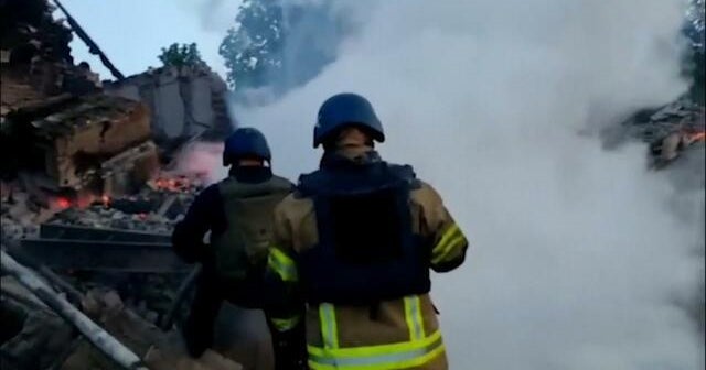 CBS News is in eastern Ukraine seeing the towns where 10,000 Russian ...