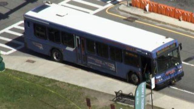 worcesterbus.jpg 