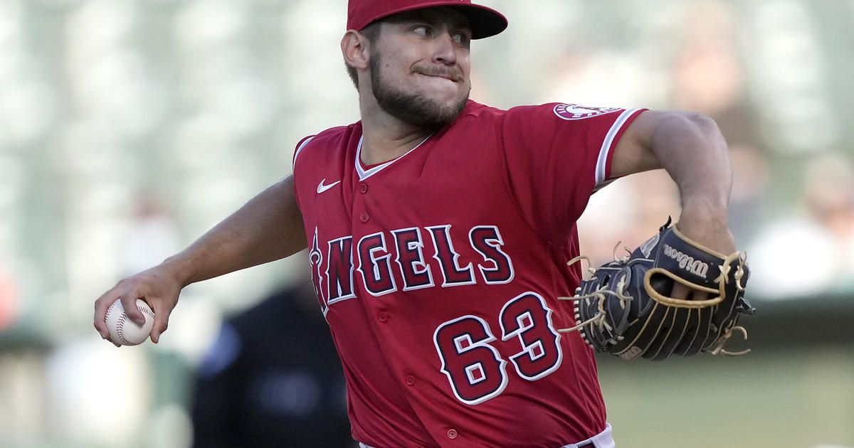 Angels blank Tigers 2-0