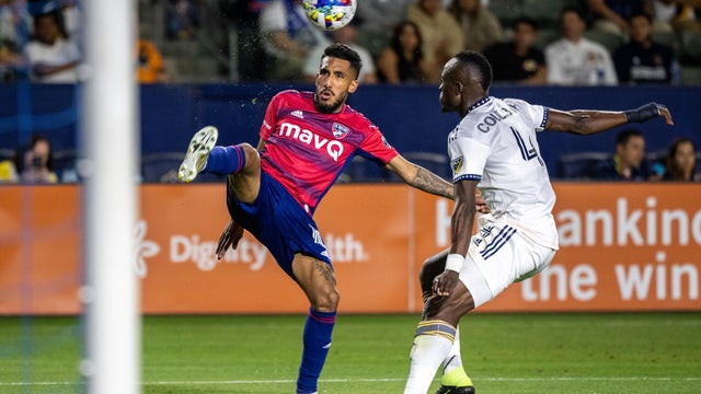 FC Dallas v Los Angeles Galaxy 