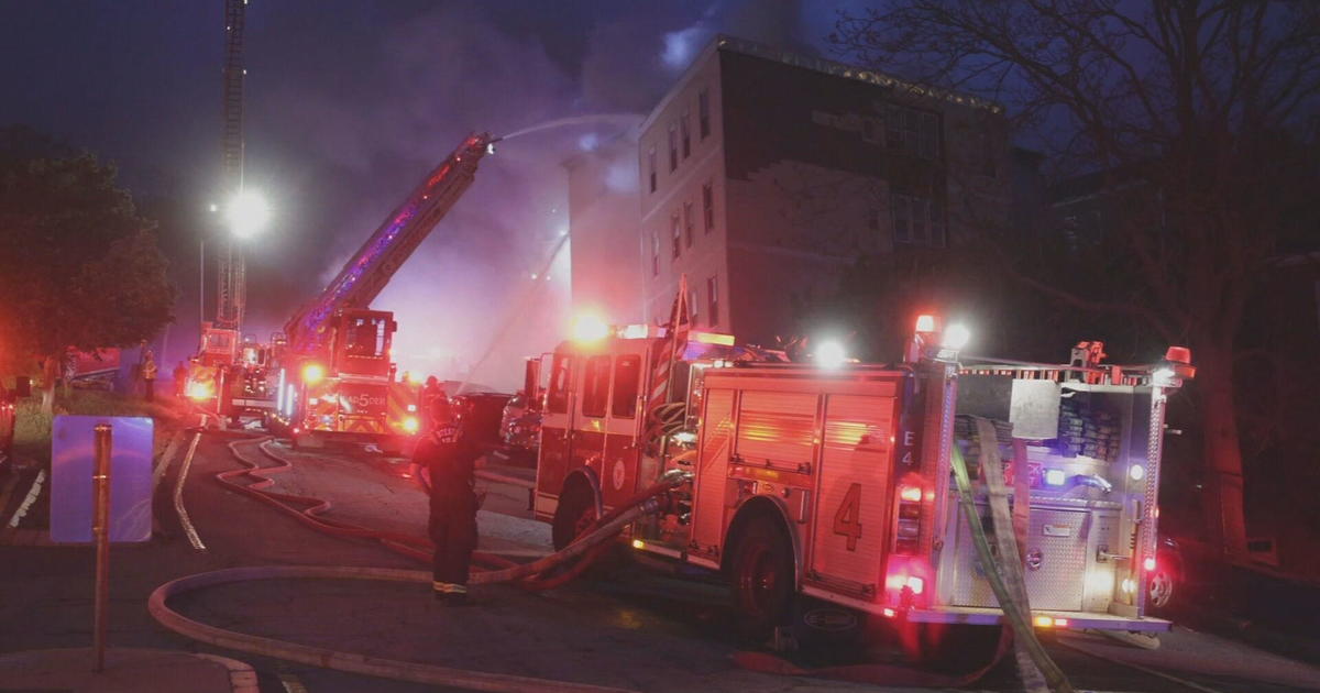 2 killed, 3 injured in Worcester fire at triple-decker home - CBS Boston