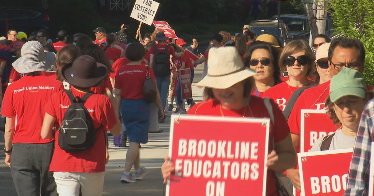 'Unfortunate that it came to this,' Brookline school teachers go on