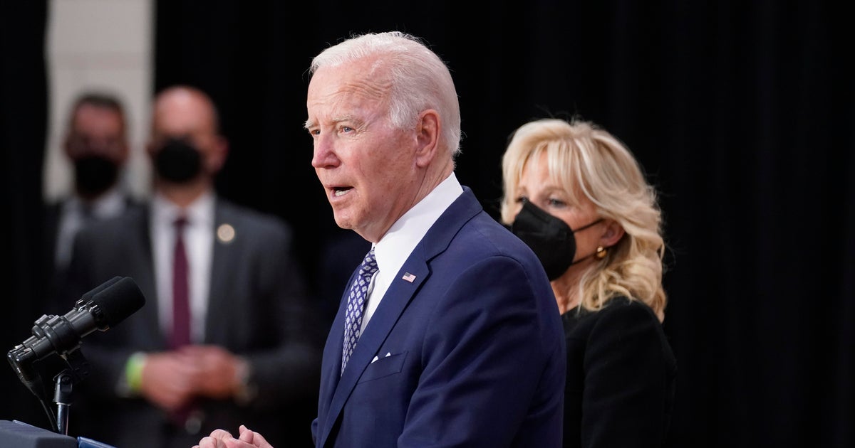 Biden says "hate will not prevail" after meeting with victims' families