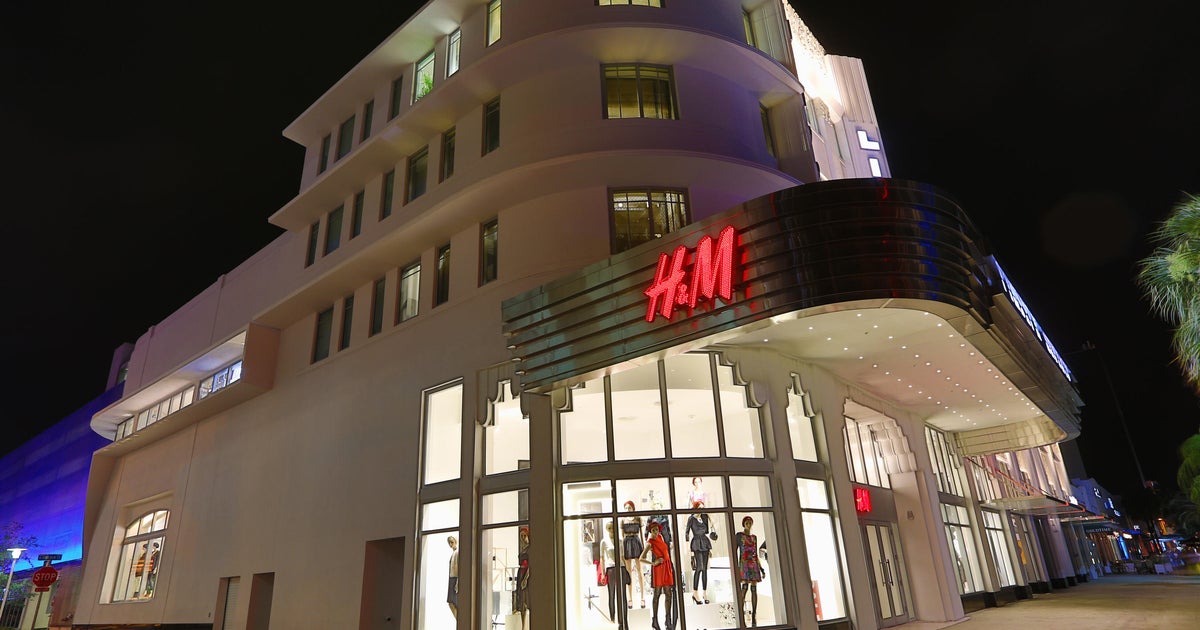 H&M reaches $36 mln settlement with New York over unused gift