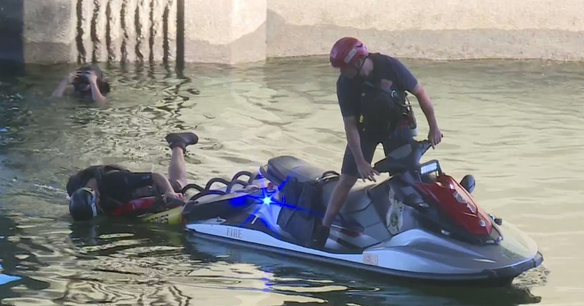 Man Rescued From American River - CBS Sacramento