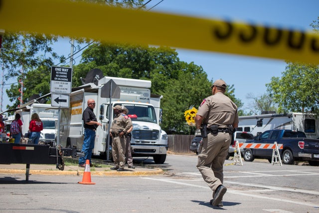 Uvalde school shooting 
