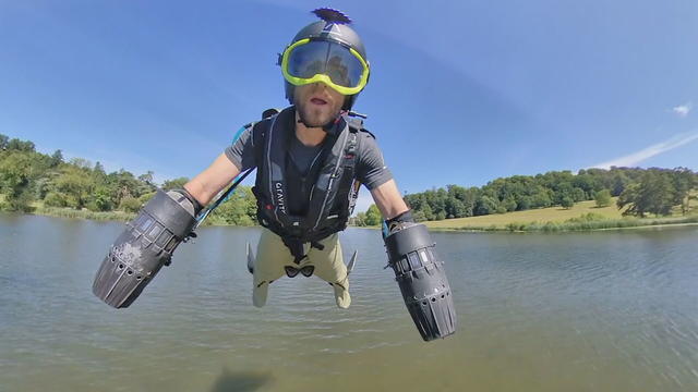 Watch: Jetpack pilot reaches 6,000 feet, breaking altitude record