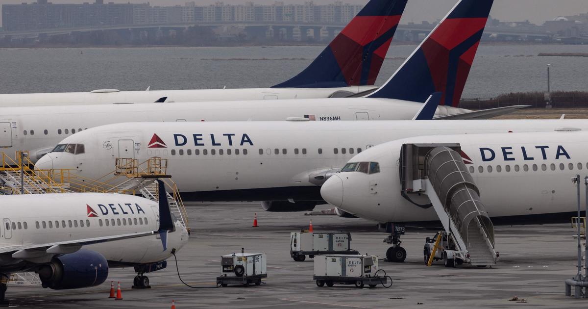 Delta Air Lines to 'strategically decrease' flights this summer CW