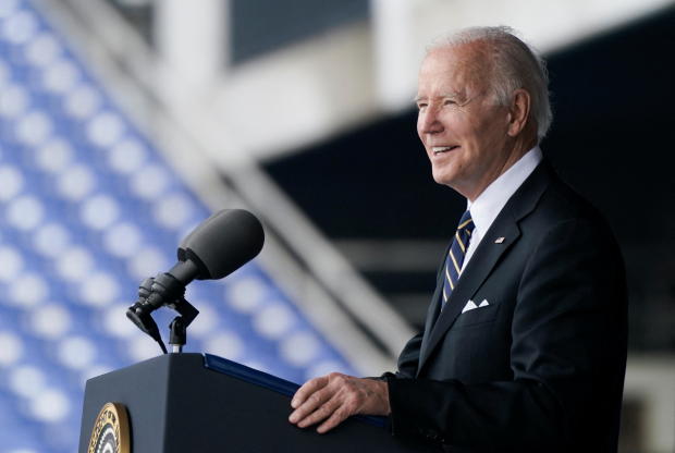Biden speaks at U.S. Naval Academy graduation and commissioning ceremony in Annapolis 
