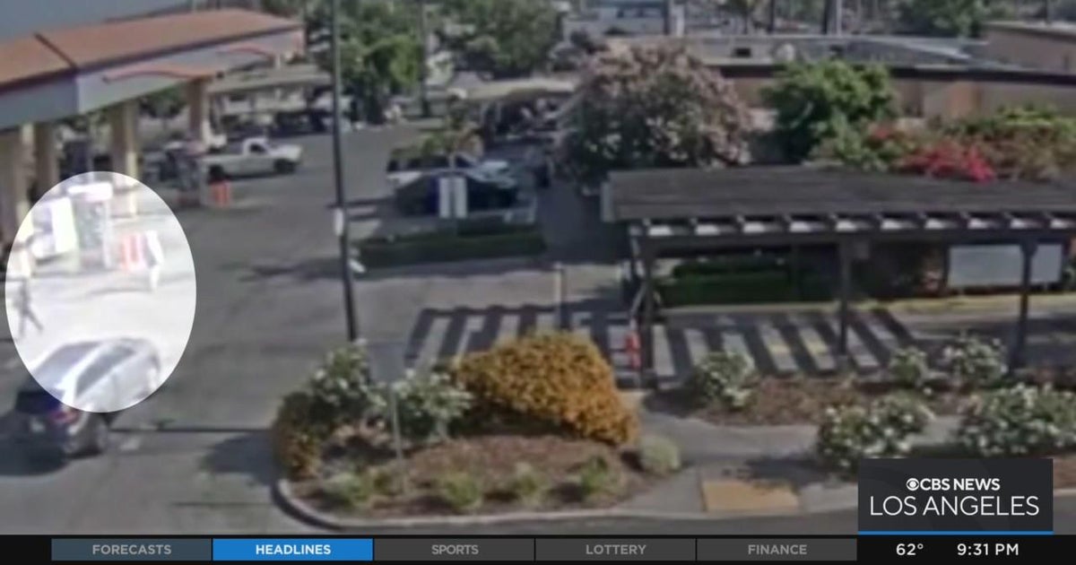 Woman robbed outside Redlands Target by two young men selling candy