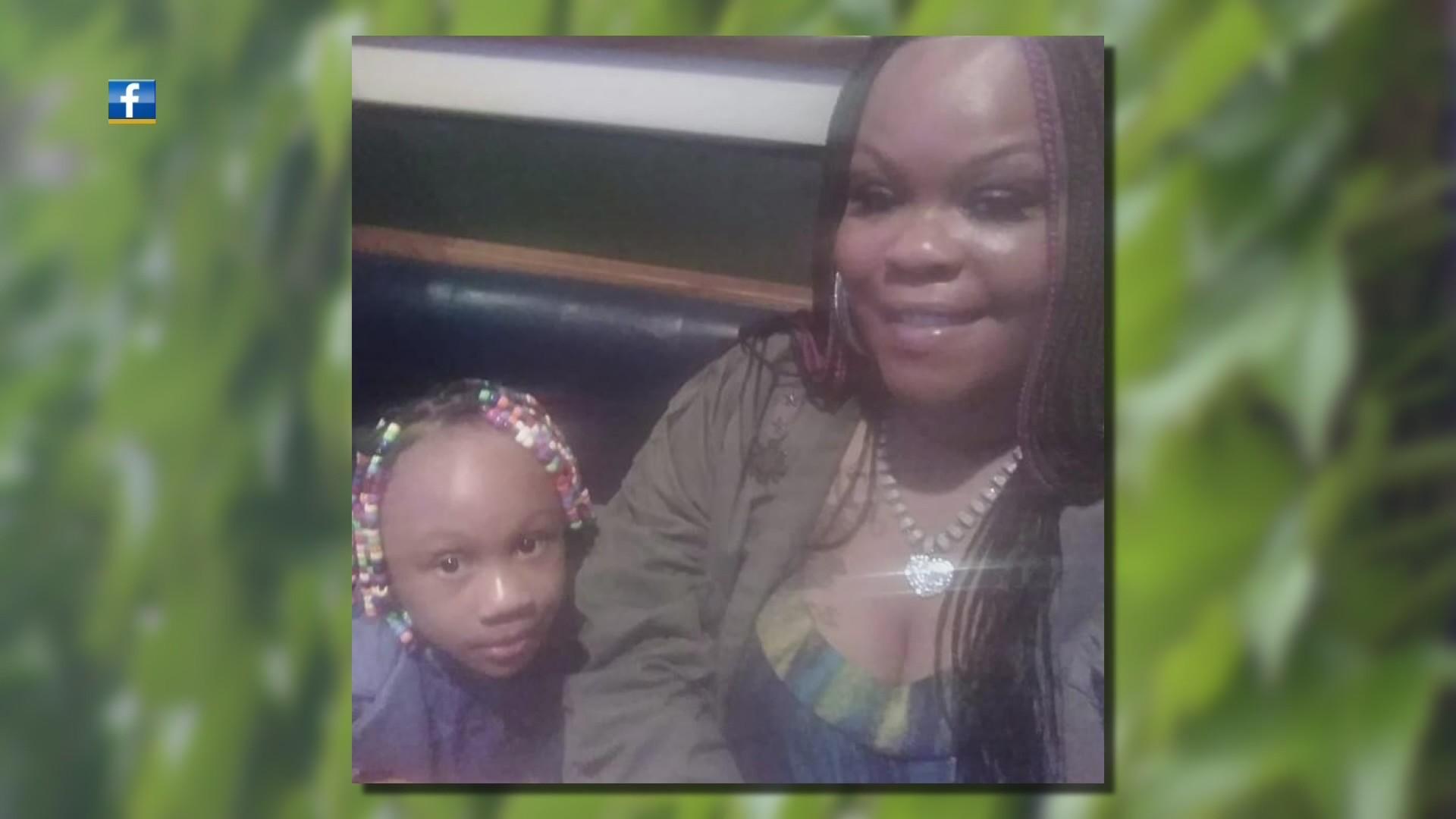 Smothered' brings back Chicago-area mother, daughter for more