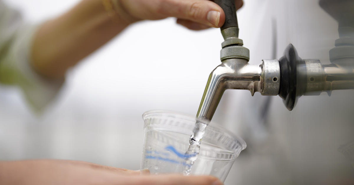 After days without drinkable water, Texas city residents can again turn on the tap