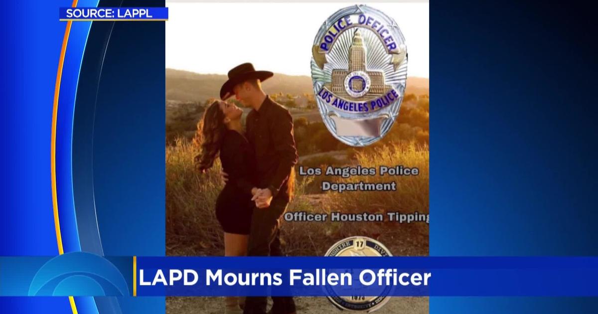 LAPD Officer Dies After Sustaining Injury During Training At Police ...