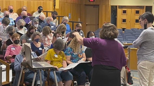 16PKG_BG_CHERRY-HILL-SYNAGOGUES_frame_469.jpg 