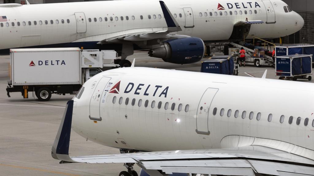 Delta, major airline at MSP, issues travel waiver ahead of busy Fourth of July holiday weekend