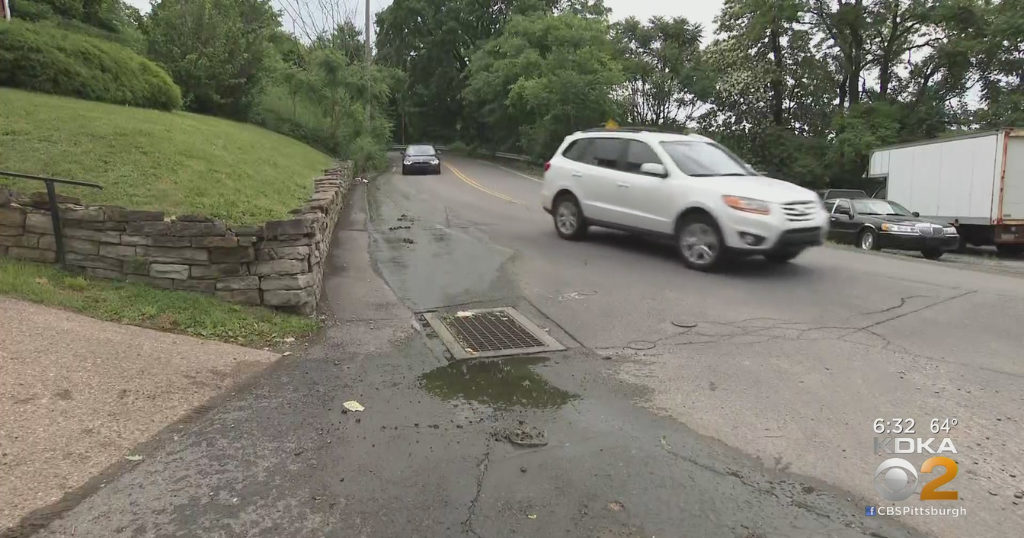 McKees Rocks man upset over sewage stench CBS Pittsburgh