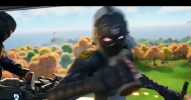 TechWatch: Fortnite returns to mobile devices - CBS News