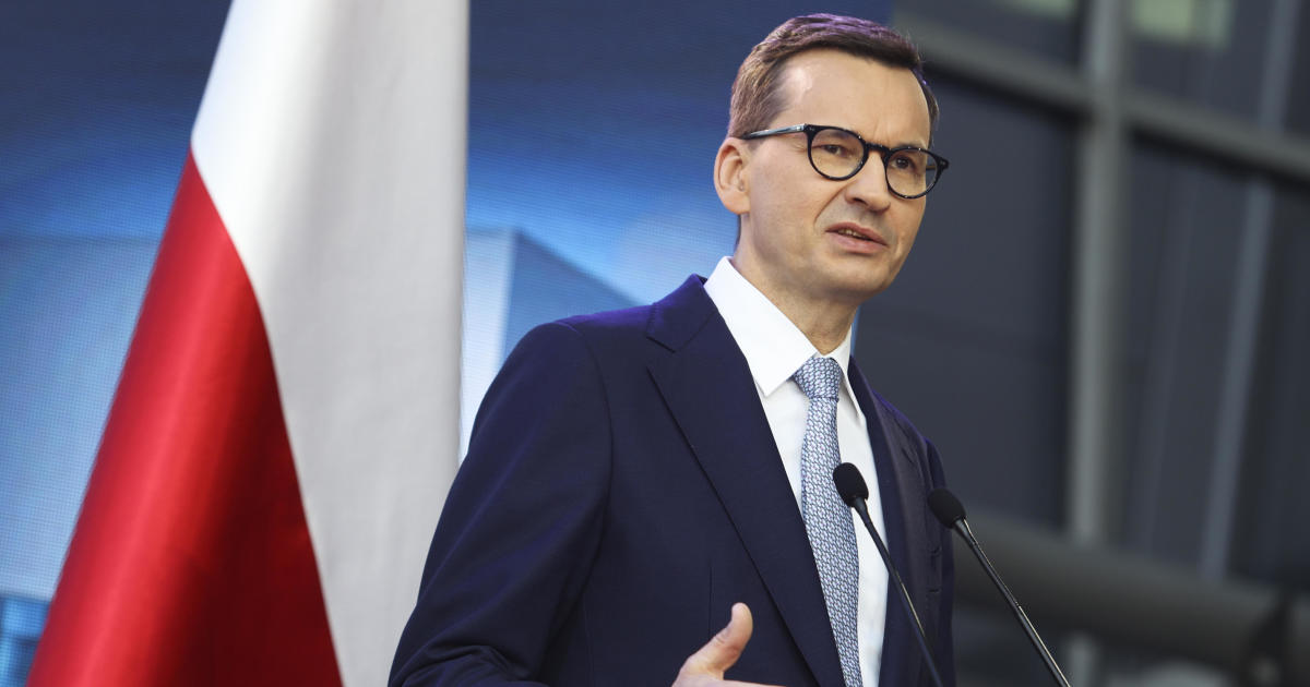 Polish prime minister to ask voters if they accept "thousands of illegal immigrants"
