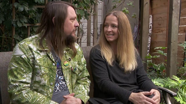 sf-flower-couple.jpg 