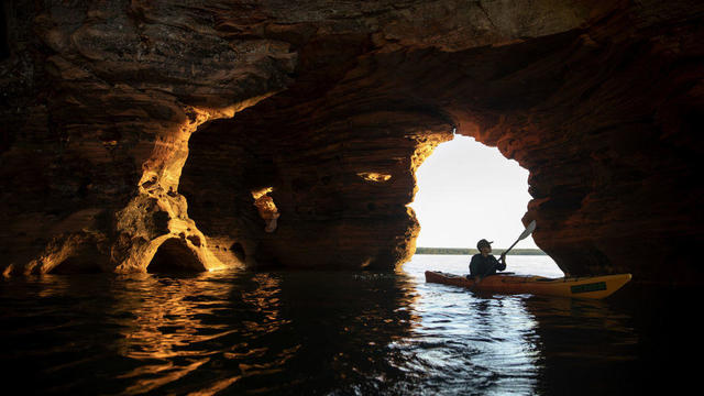 US-NEWS-ENV-CLIMATE-LAKESUPERIOR-3-TB 