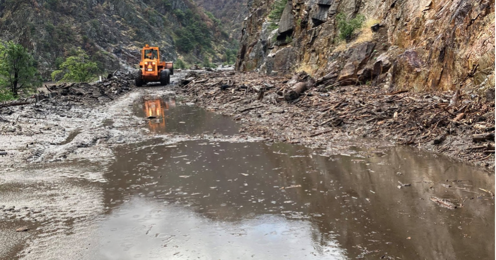 Highway 70 Mudslide Closes Route CBS Sacramento