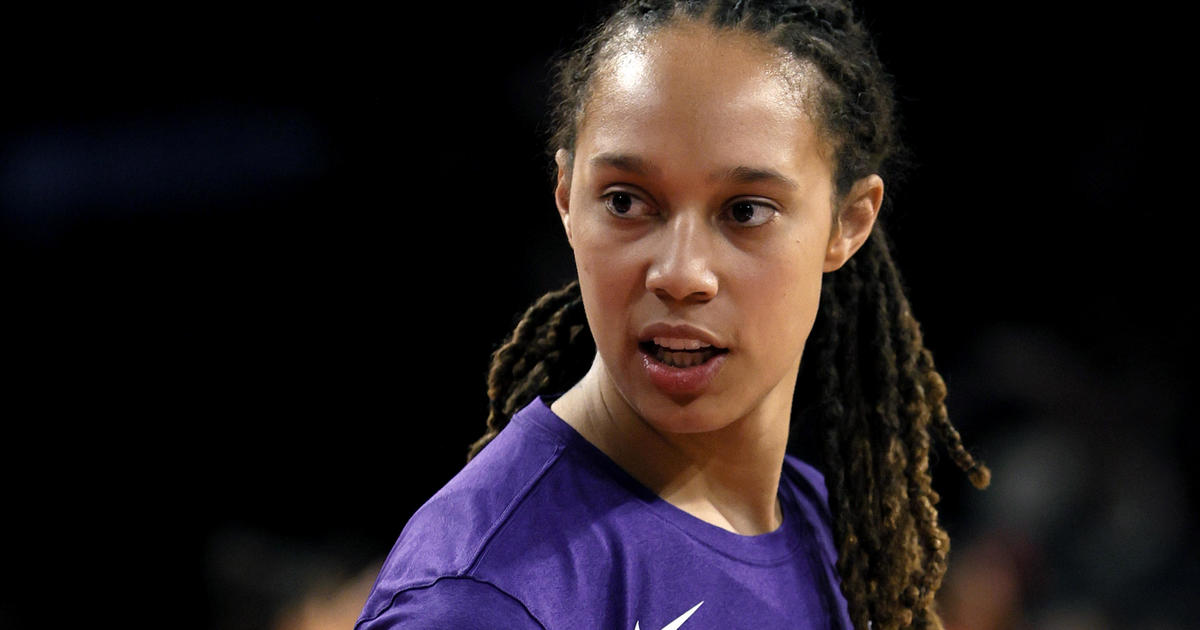 Russia extends Brittney Griner's detention again as teammates push for release