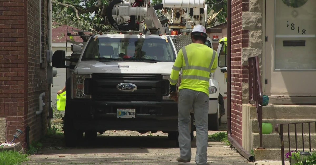 ComEd crews work around the clock to restore power in suburban