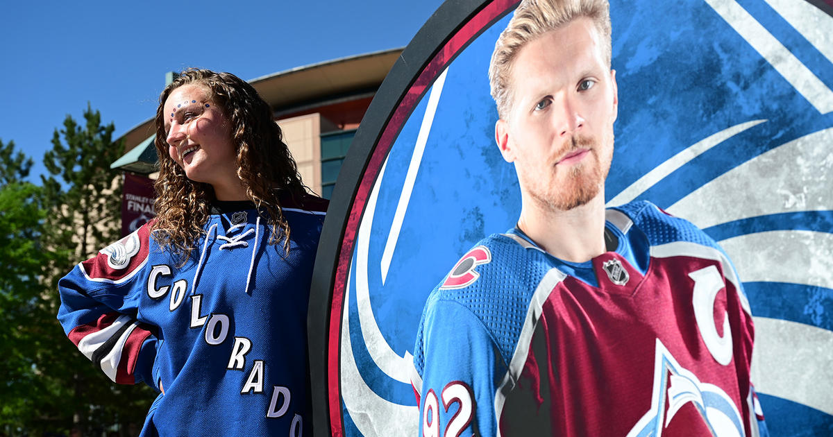 Colorado Avalanche on X: A piece of history. Capture the memory forever  and shop the Official Fan Collection:  #AvsRing  #GoAvsGo  / X