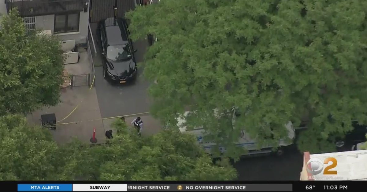 9 people shot, 1 fatally, in 8 separate shootings in NYC - CBS New York