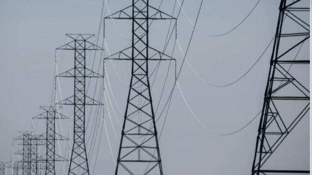 cbsn-fusion-growing-concerns-over-us-power-grid-stability-in-the-face-of-climate-change-thumbnail-1072336-640x360.jpg 