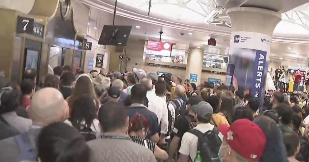NJ Transit rail service resumes after night of chaos and confusion - Vimarsana News