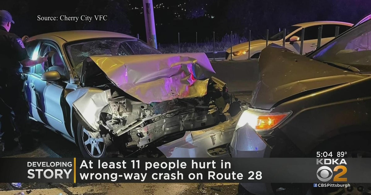 8 children, 3 adults hurt in wrong-way crash on Route 28 - CBS Pittsburgh