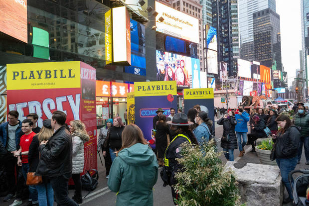 Times Square Alliance Unveils Playbill Gallery 