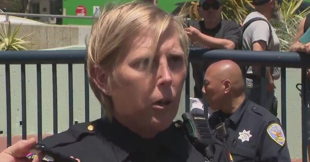 San Francisco police search for gunman in fatal shooting on SF Muni