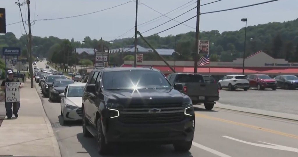 Drivers line up for 2.38 a gallon gas in Lower Burrell CBS Pittsburgh