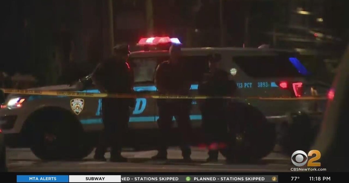 Police investigating 3 deaths at Queens home - CBS New York