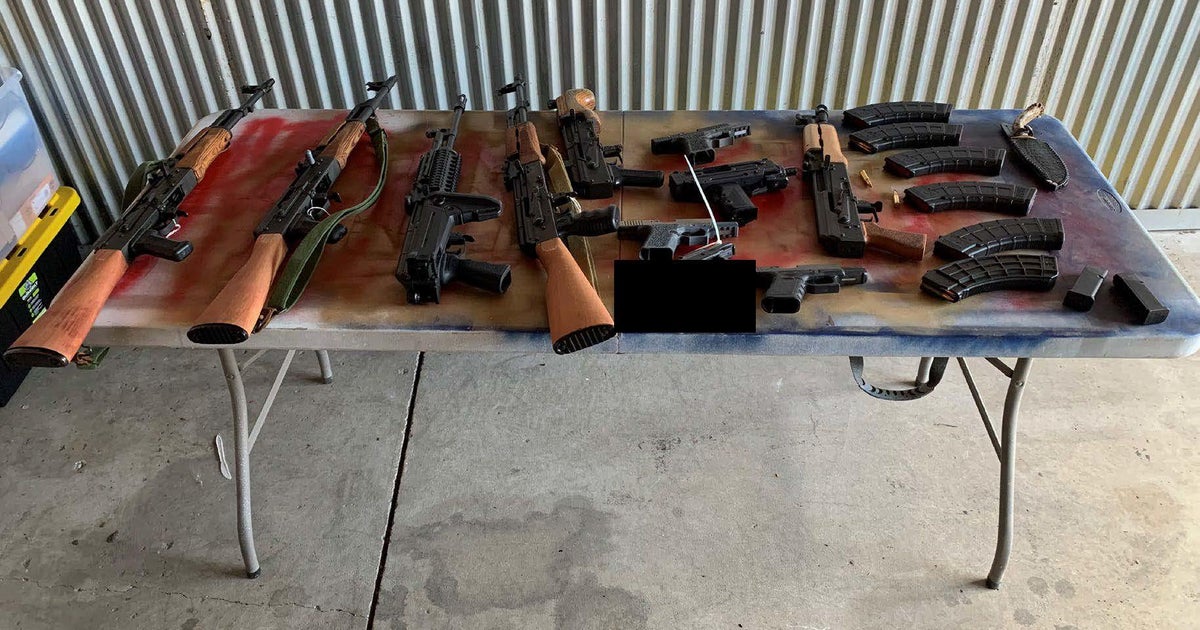2 Indiana men charged with trafficking guns from Indianapolis to Chicago - Vimarsana News