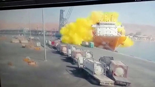 CCTV footage shows a storage tank containing chlorine gas crashing into a ship, in Aqaba 
