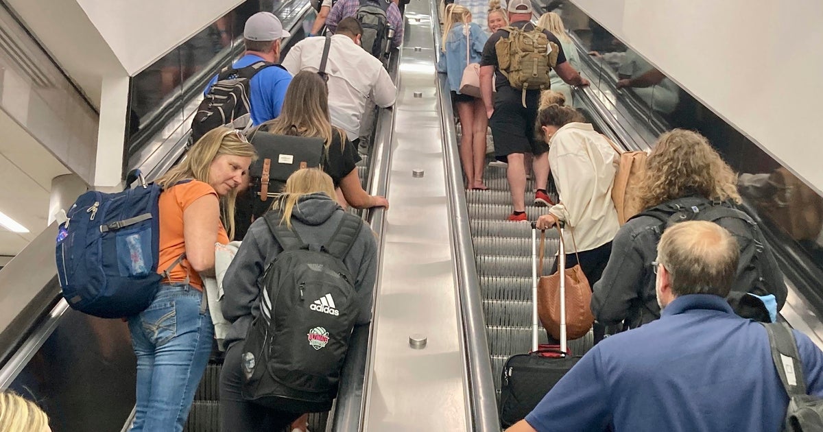 What's ahead for travelers during July 4 "airmageddon"