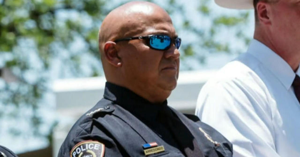 Uvalde police chief resigns from city council thumbnail