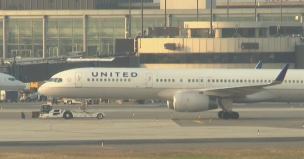 United Airlines: Flight Disruptions To Continue Because Air Traffic ...